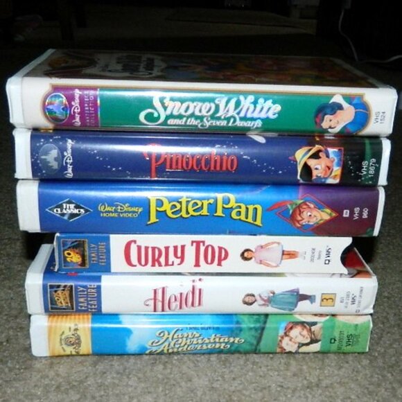 WALT DISNEY CLASSICS Peter Pan Pinocchio Snow White 7 Dwarfs Lot of 6 VHS Movies - Picture 1 of 15